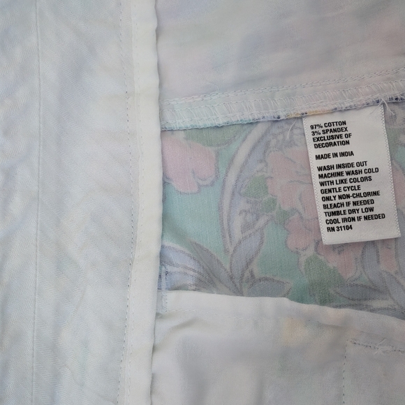 NEW Crown & Ivy Caroline 5" Chino Shorts WOMENS Size 4 Floral Paisley Aqua Pink - Picture 6 of 13